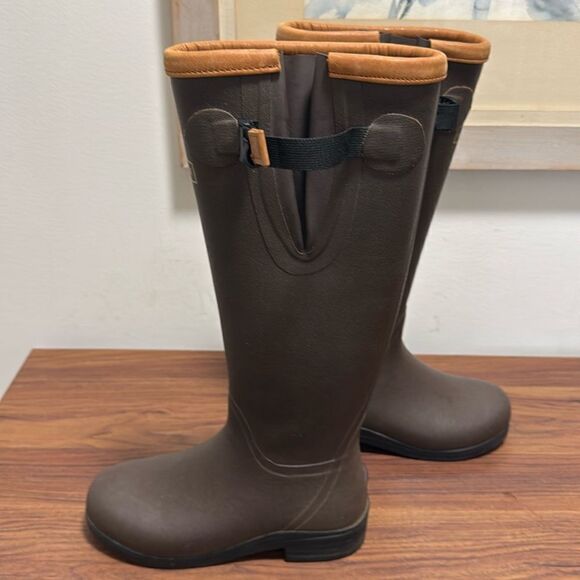 Lacrosse Filly 16 in. Rubber Waterproof Boots in Brown. Size 6. - Picture 1 of 6